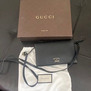 Gucci crossbody